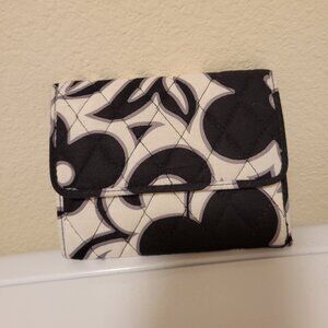 EUC Vera Bradley Euro Wallet in Night and Day